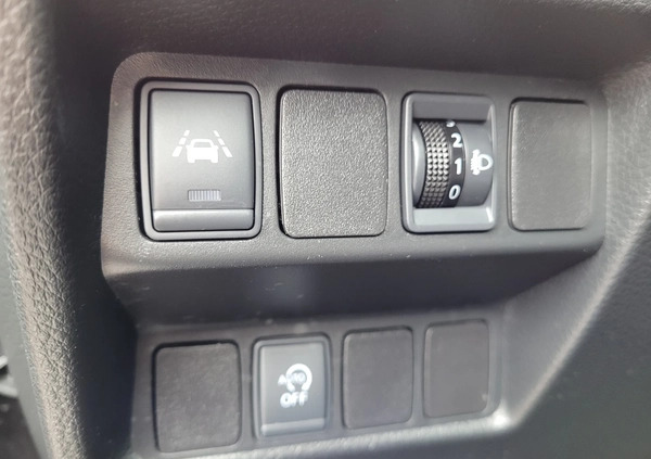 Nissan Qashqai cena 65500 przebieg: 151000, rok produkcji 2018 z Kamienna Góra małe 172